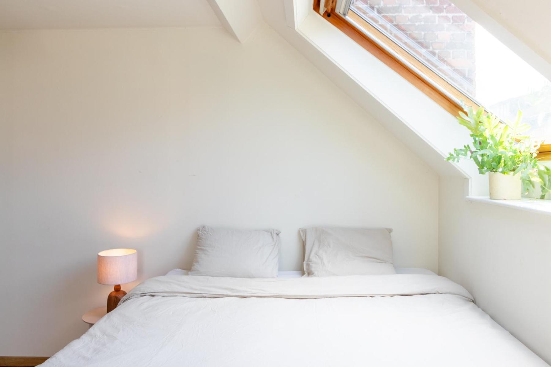 Guesthouse Private Studio Nearby Old Town Gent Exteriör bild