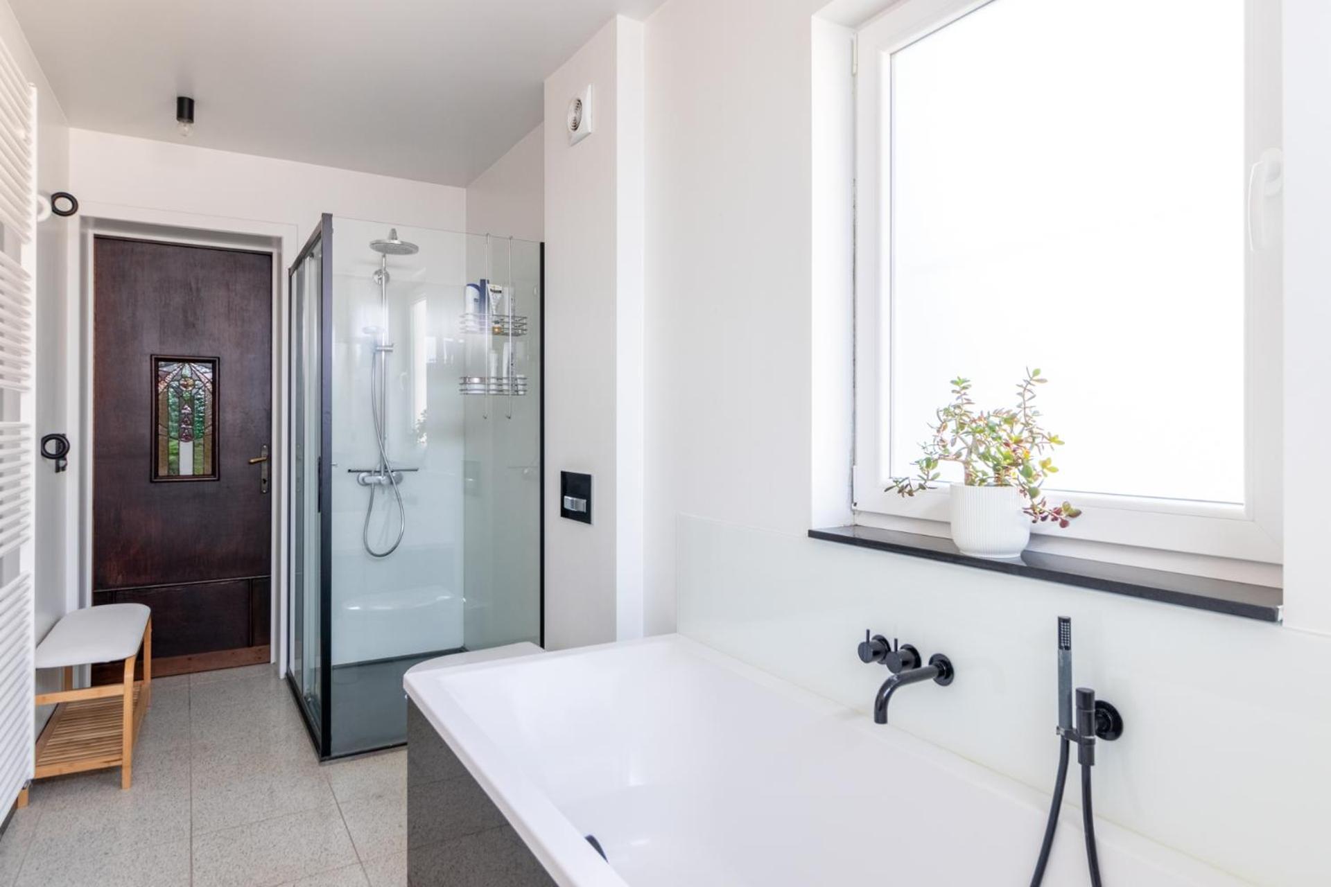 Guesthouse Private Studio Nearby Old Town Gent Exteriör bild